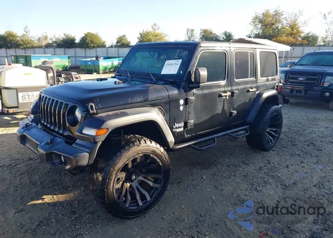 2020 Jeep Wrangler Unlimited Sport 4X4 z USA, uszkodzony, nr VIN 1C4HJXDG3LW202199